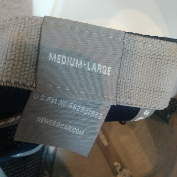 New Era Navy Blue Hat with Flag Logo - Picture 3 of 7